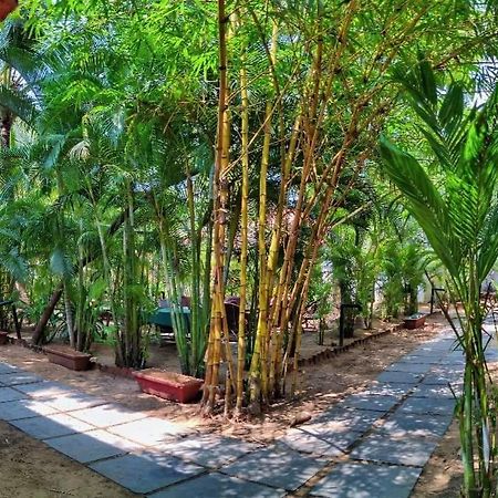 Отель Patnem Palm Garden Патнэм Экстерьер фото